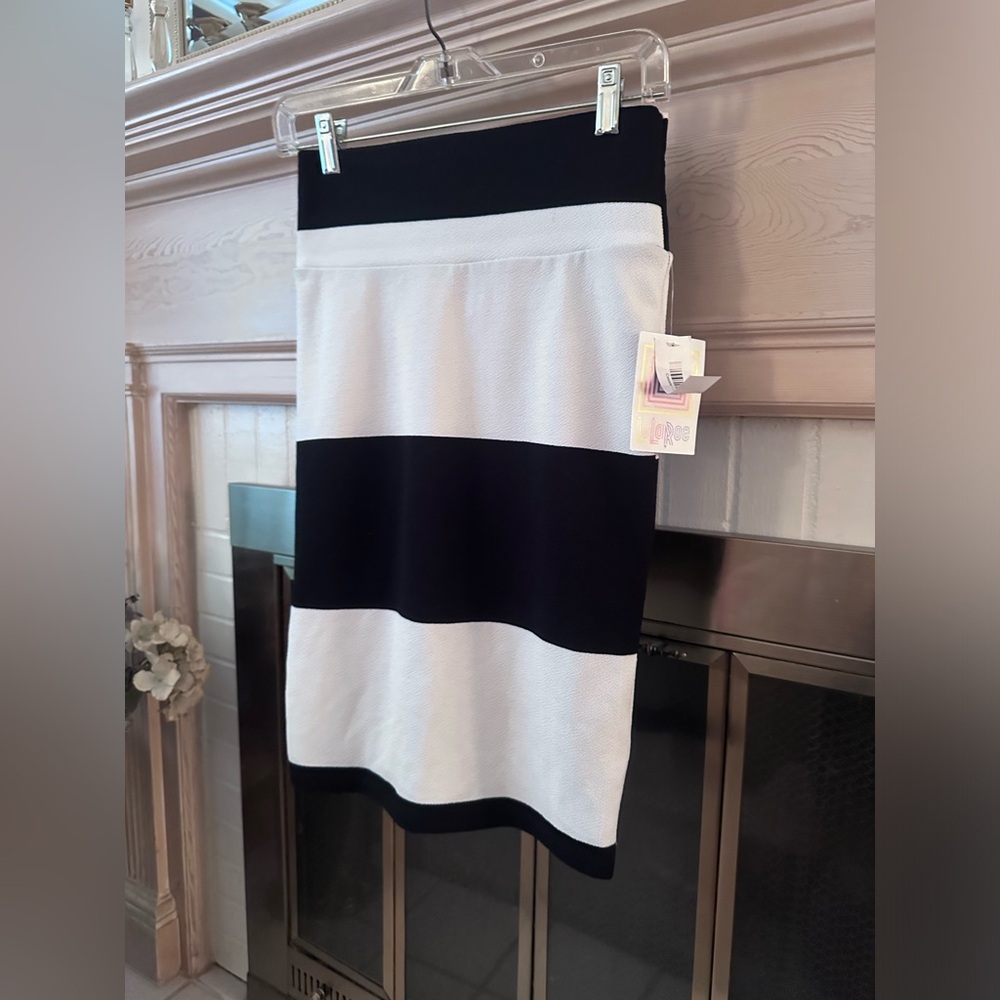 Lularoe shirt